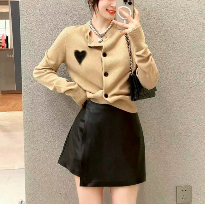 French Style Temperament Gray Embroidery Love Knitwear For Women