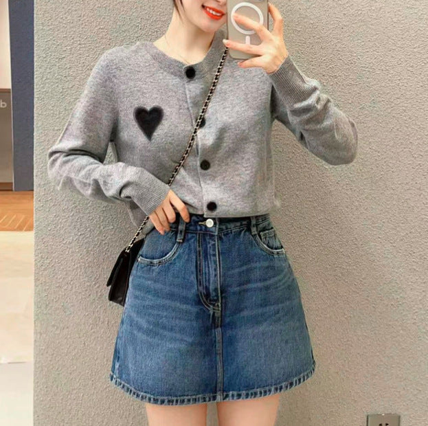 French Style Temperament Gray Embroidery Love Knitwear For Women