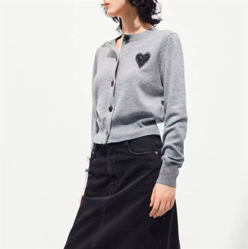 French Style Temperament Gray Embroidery Love Knitwear For Women